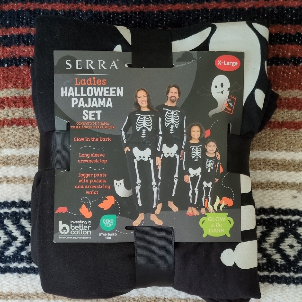 Aldi Serra Ladies Glow In The Dark Halloween Skeleton Pajama Set